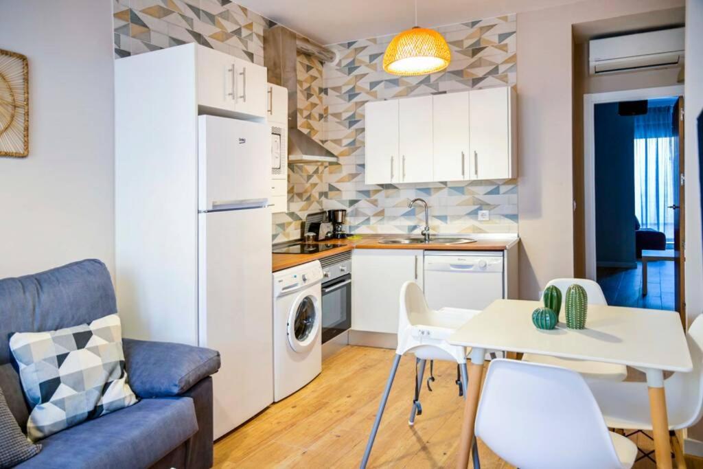 A - Apartamento Elegante Con Piscina Compartida Torrico Buitenkant foto